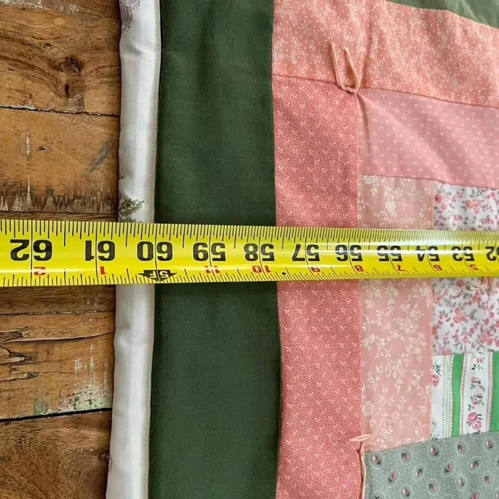 Vintage Quilt Bedspread Block Patchwork Pattern Pink Green 88 x 60